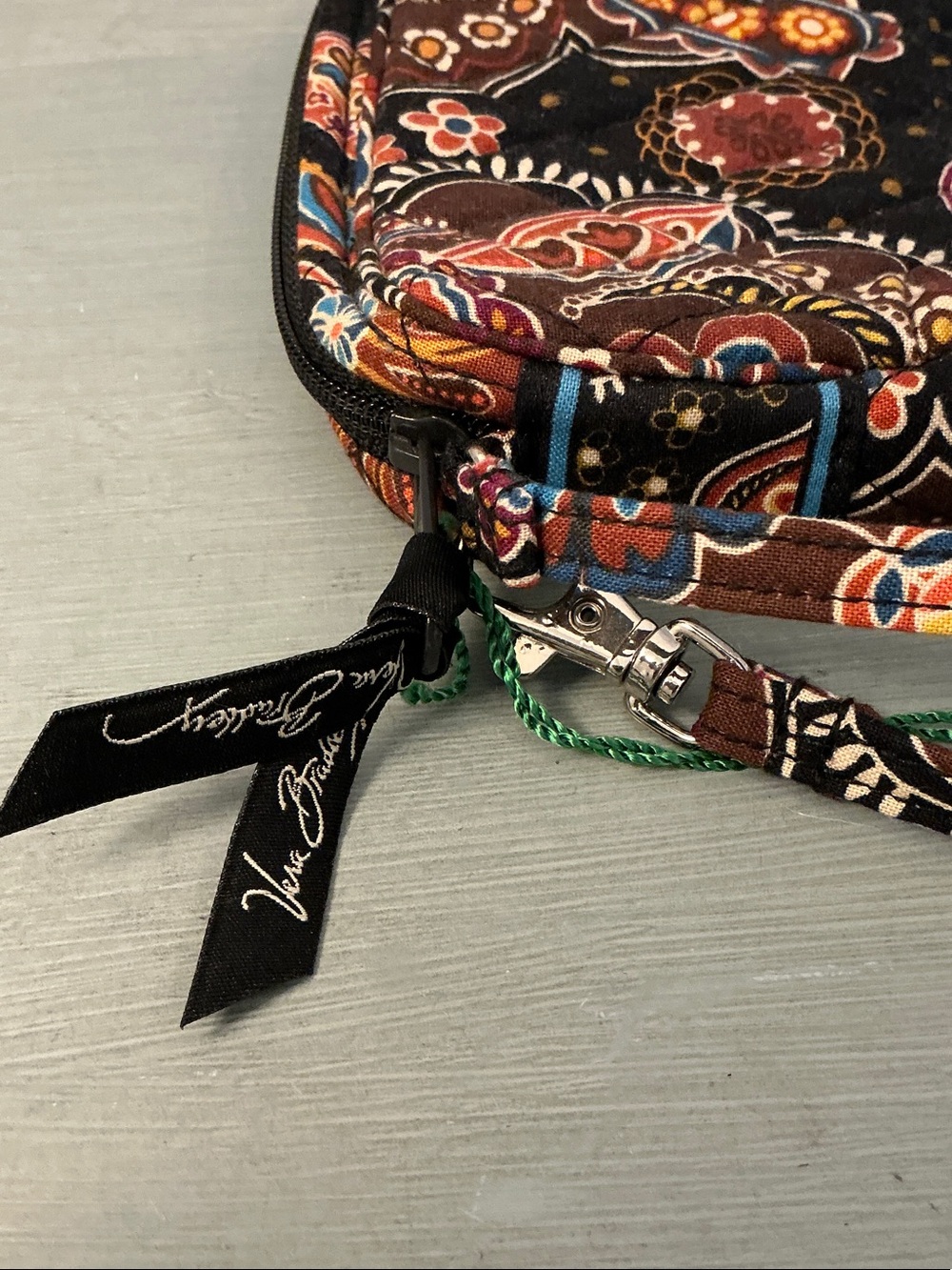 Vera Bradley Kensington Wristlet NWT - Picture 4 of 10
